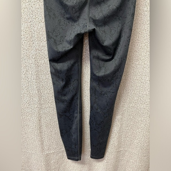 All Fenix animal print dark blue sport active yoga runner leggings | size Small - Picture 5 of 7